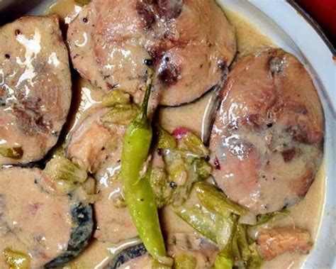 Ginataang Tulingan (Tuna Mackerel in Coconut Milk).